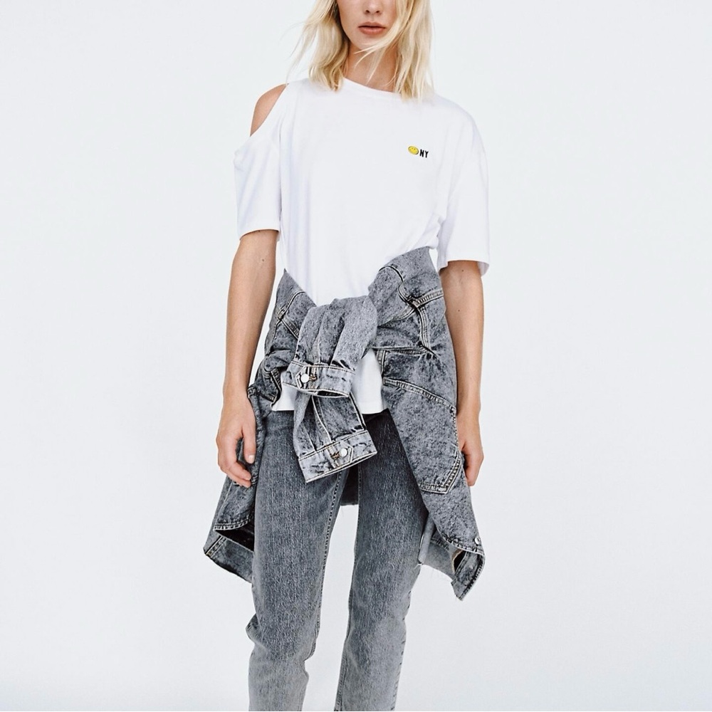 ZARA Smiley Cutout T-shirt